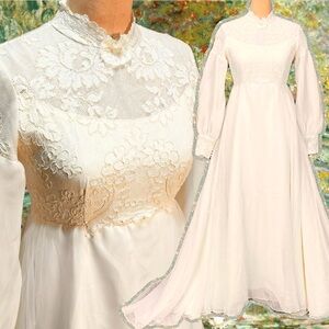VINTAGE 70s lace chiffon wedding gown dress train long sleeve ivory cream button